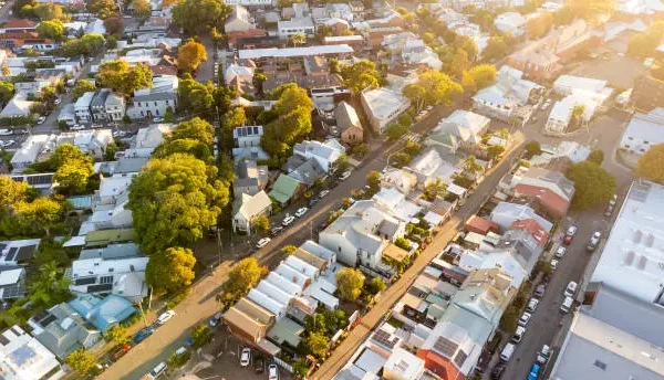 LessInvest.com Real Estate